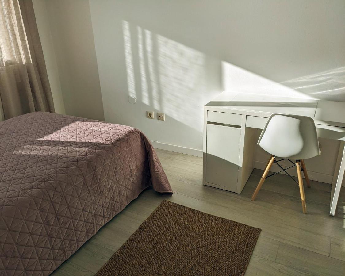 Apartamento En La Playa Con Garaje Cádiz Exteriör bild