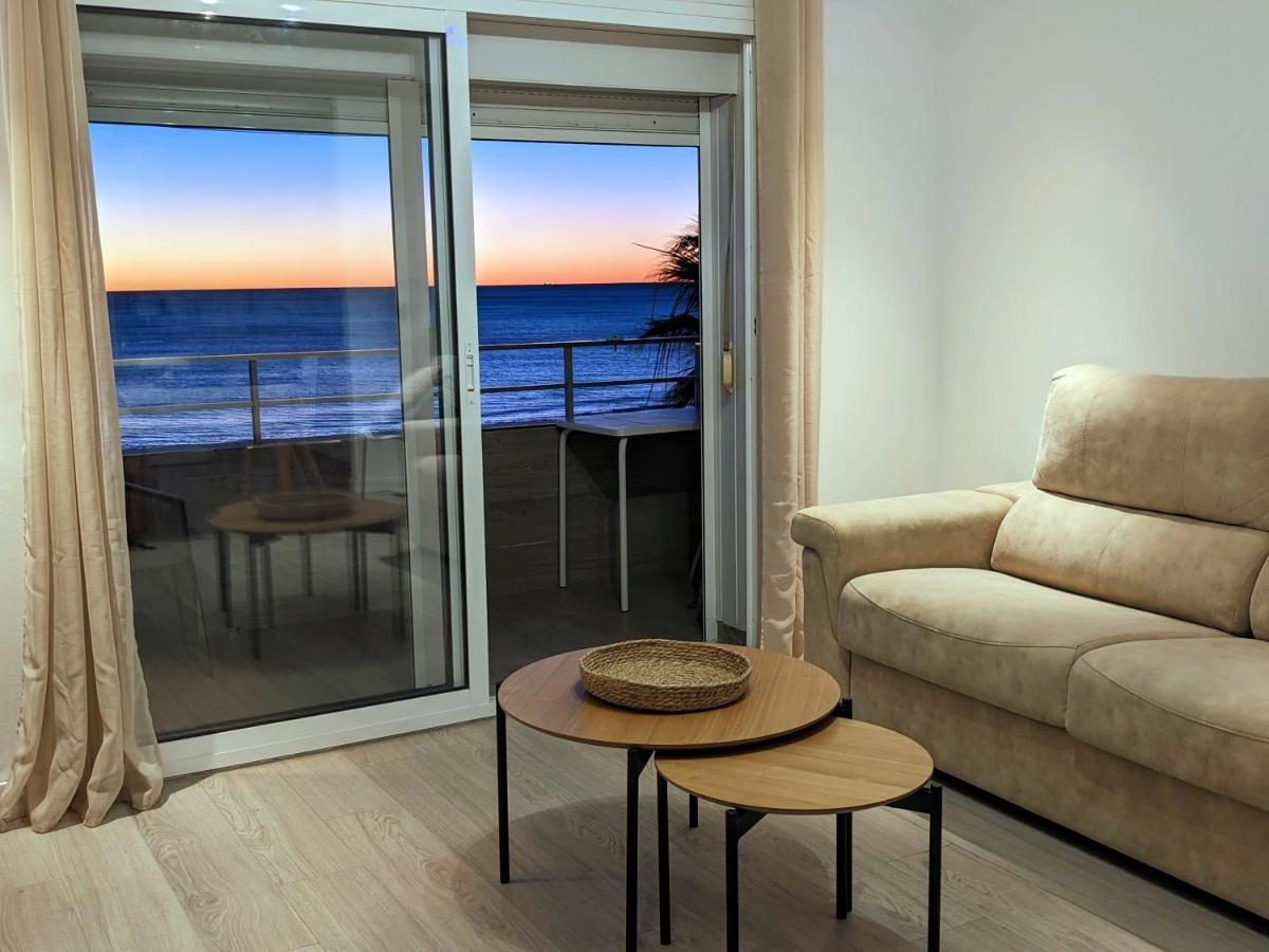 Apartamento En La Playa Con Garaje Cádiz Exteriör bild